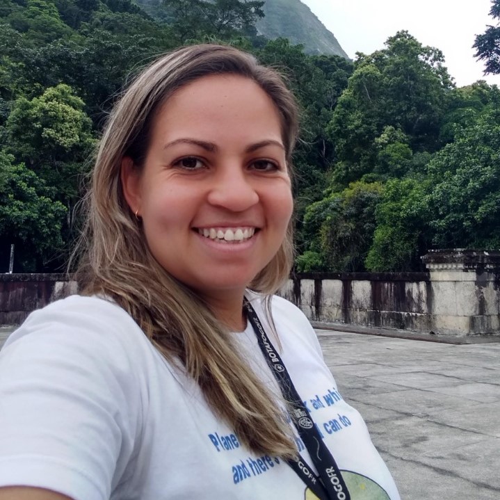 Guia Turistico - Tour a pé com Aline Viana