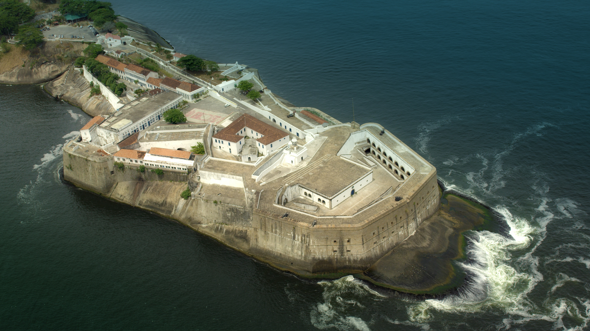 Visite a Fortaleza de Santa Cruz em Niterói